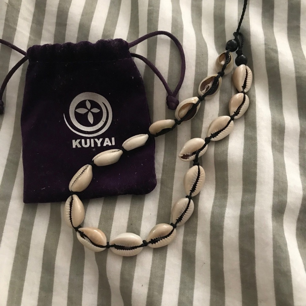 Shell necklace